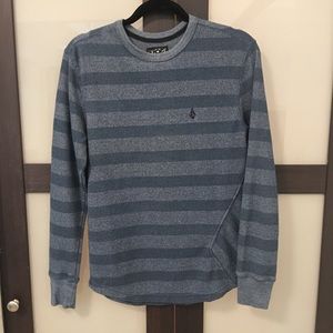 Volcom blue stripe thermal
